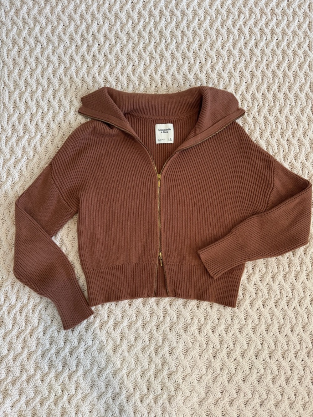 Abercrombie & Fitch Ribbed Zip Cardigan in Brown